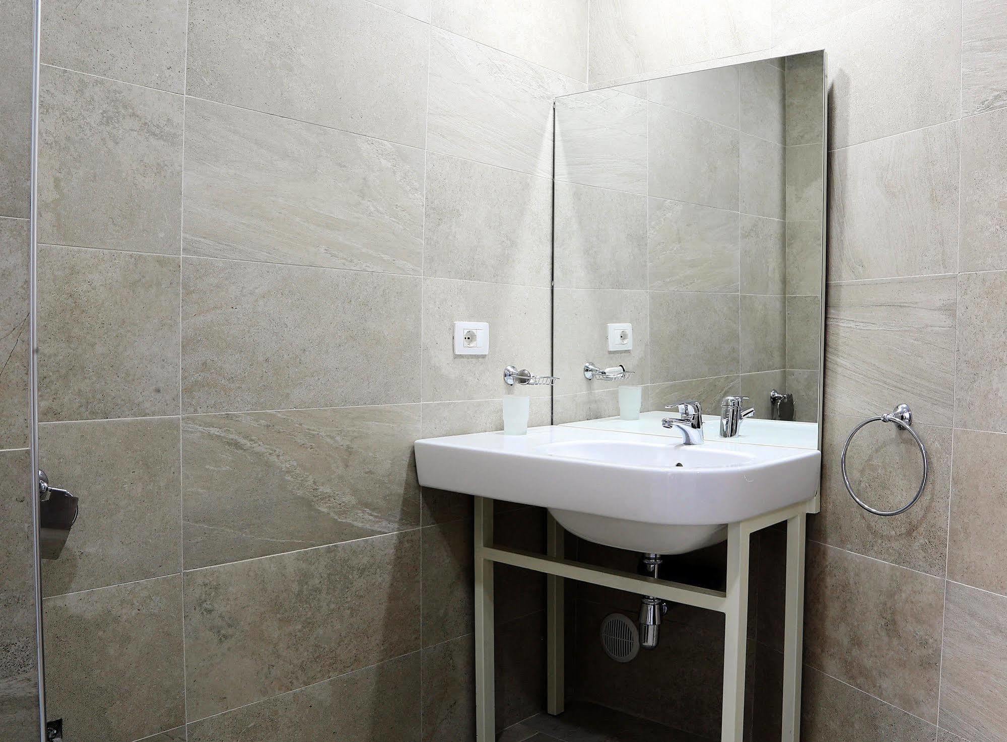 סרנדה Bougainville Bay Apartments מראה חיצוני תמונה